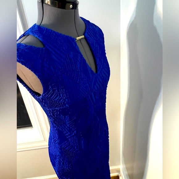 Joseph Rykoff Dress Sz 8 Royal Blue Textured Stretch Sheath Cutout Neck Cocktail - Picture 7 of 16